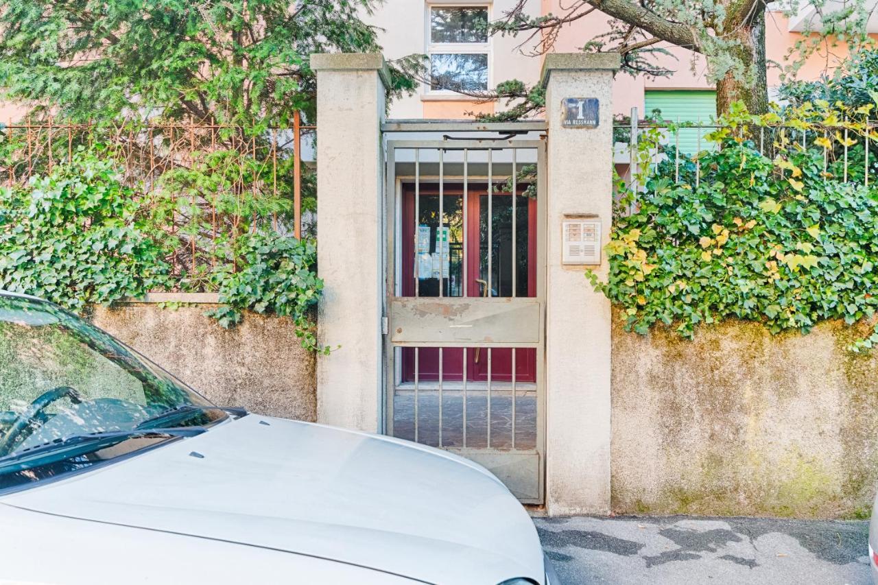 Апартаменти Ressmann 1 - 10 Min From Teatro Rossetti Трієст Екстер'єр фото